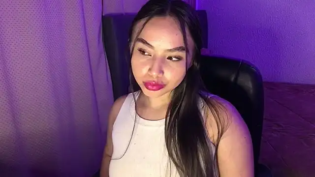 Snapshot of amelia_hall chatting on June 18, 2026, 11:53 pm amelia hall online show from June 18, 2026, 11:53 pm