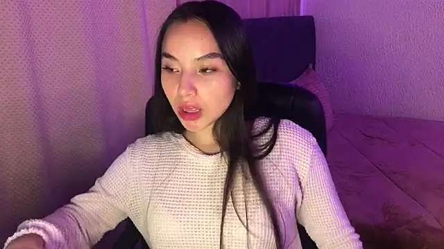 Snapshot of amelia_hall chatting on June 22, 2026, 10:40 pm amelia hall online show from June 22, 2026, 10:40 pm