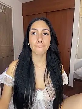 Snapshot of ArianaReynoldss chatting on February 9, 2026, 8:35 pm ArianaReynoldss online show from February 9, 2026, 8:35 pm