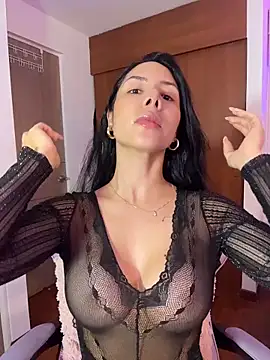 ArianaReynoldss online show from May 20, 2026, 9:59 am
