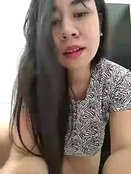 Yuli Mars online show from November 27, 2025, 4:31 pm