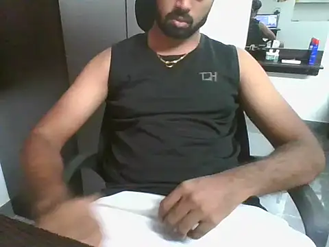 lovelyakash69 online show from March 11, 2026, 6:30 am