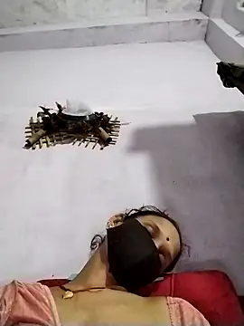 Snapshot of Soniy-Maax chatting on September 19, 2025, 4:40 pm Soniy-Maax online show from September 19, 2025, 4:40 pm