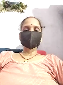 Snapshot of Soniy-Maax chatting on September 29, 2025, 5:18 pm Soniy-Maax online show from September 29, 2025, 5:18 pm