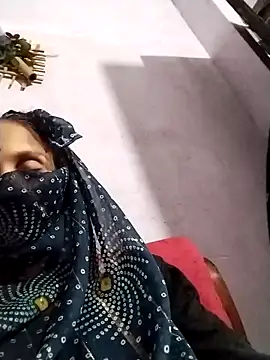 Snapshot of Soniy-Maax chatting on October 12, 2025, 4:50 pm Soniy-Maax online show from October 12, 2025, 4:50 pm