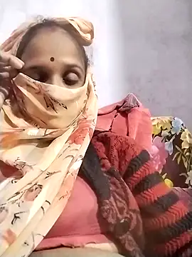 Snapshot of Soniy-Maax chatting on November 16, 2025, 3:39 pm Soniy-Maax online show from November 16, 2025, 3:39 pm