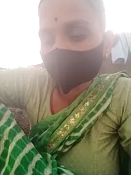 Snapshot of Soniy-Maax chatting on February 26, 2026, 10:25 am Soniy-Maax online show from February 26, 2026, 10:25 am