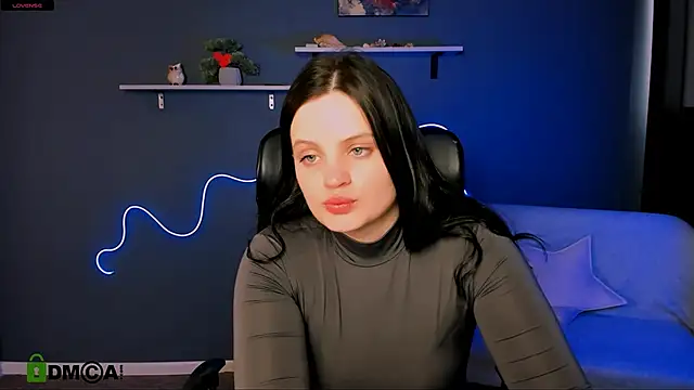 fiery lips online show from March 20, 2025, 1:04 pm