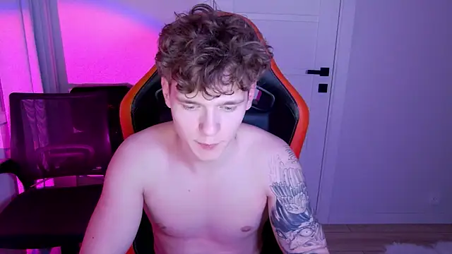 DanyDavis online show from March 29, 2026, 6:08 pm