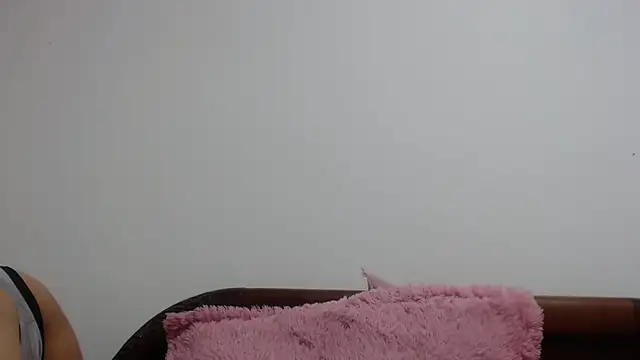 MeliSweet online show from March 17, 2026, 6:06 am