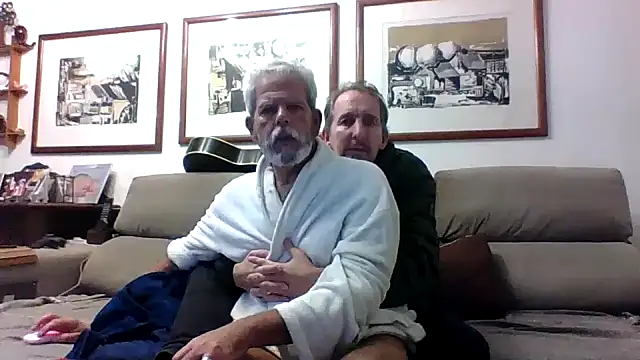 CasalcwBR online show from May 27, 2026, 4:20 am
