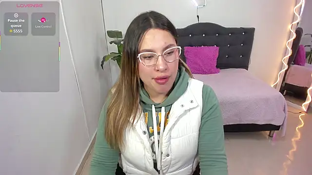 saaya tay online show from September 16, 2025, 3:18 am