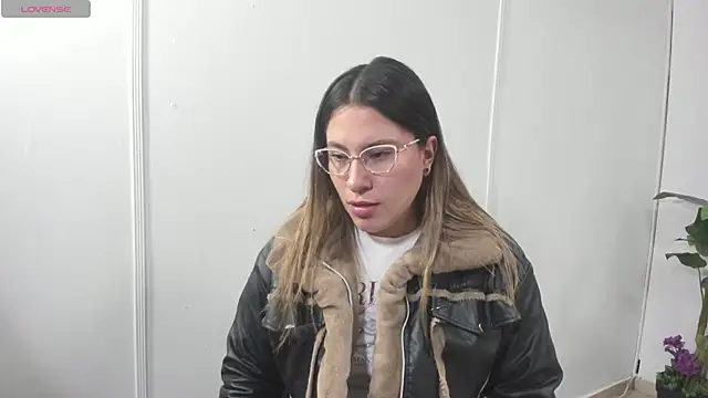 saaya tay online show from October 1, 2025, 3:23 am