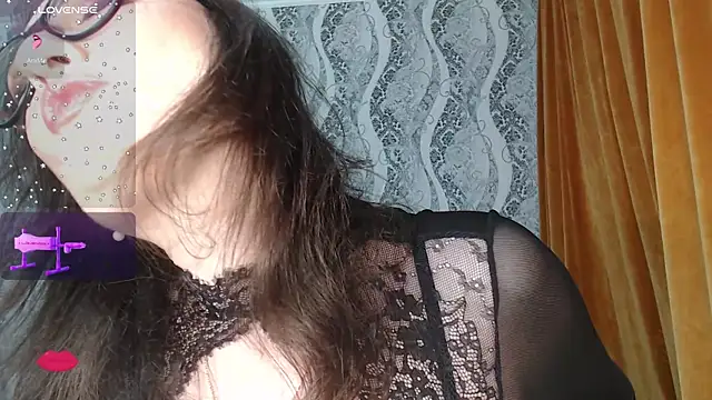 Chloe29 online show from April 1, 2026, 1:39 am