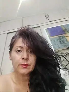 lunadicty online show from May 16, 2026, 12:18 am