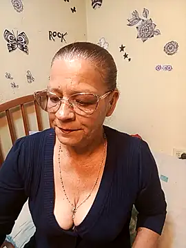 katrina perez online show from October 30, 2025, 10:10 pm