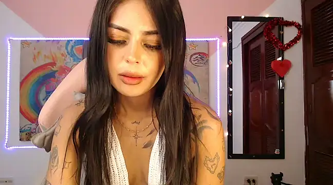 Snapshot of Sweetcandy18_Little chatting on March 21, 2025, 2:28 am Sweetcandy18 Little online show from March 21, 2025, 2:28 am