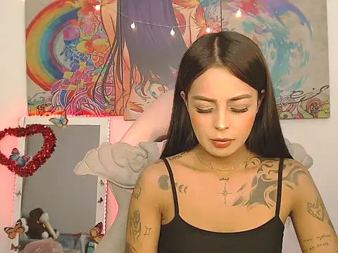 Snapshot of Sweetcandy18_Little chatting on October 9, 2025, 12:08 am Sweetcandy18 Little online show from October 9, 2025, 12:08 am