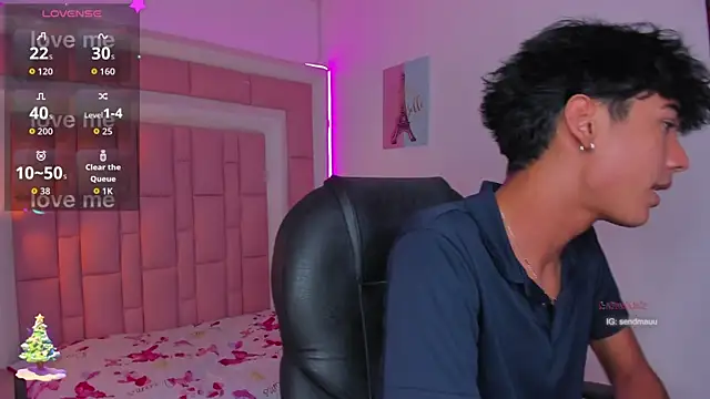 OliverTwinky online show from November 20, 2025, 4:40 pm