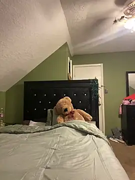 Snapshot of bankruptbabe chatting on March 23, 2025, 8:15 am bankruptbabe online show from March 23, 2025, 8:15 am