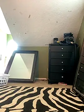 Snapshot of bankruptbabe chatting on October 24, 2025, 8:27 pm bankruptbabe online show from October 24, 2025, 8:27 pm