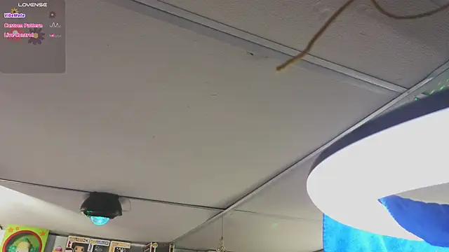 sweet-temptation  online show from March 24, 2026, 3:33 am