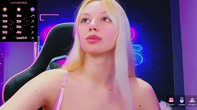 AlessiaCroft online show from March 17, 2026, 5:11 am