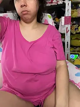 w3tkittty online show from June 28, 2026, 9:21 pm