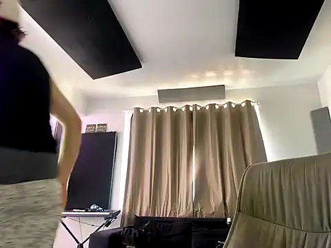 bigrosa21cm online show from December 20, 2025, 8:05 pm