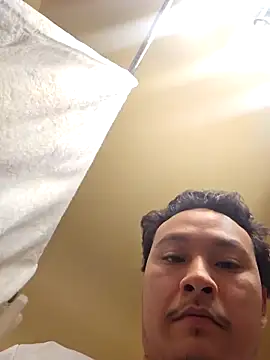 Snapshot of ChiefOTF chatting on November 12, 2025, 2:45 am ChiefOTF online show from November 12, 2025, 2:45 am