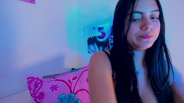 mialeia01 online show from September 11, 2025, 4:01 am