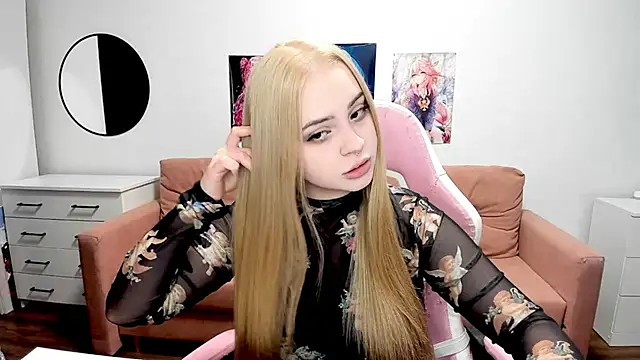 mistress lain online show from March 12, 2026, 11:55 pm