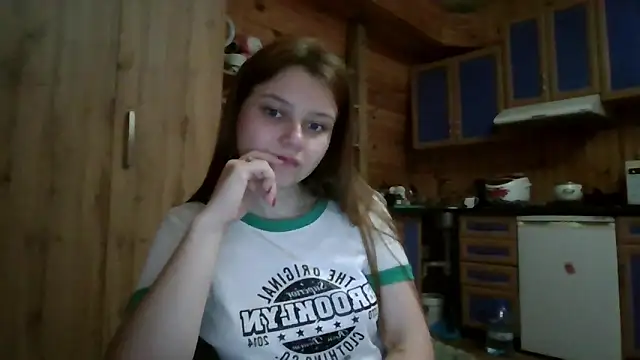 Little shygirl online show from September 19, 2025, 2:13 am