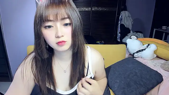 yuki3366 online show from February 16, 2026, 1:40 pm