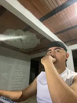 TheronDevereaux online show from November 18, 2025, 11:15 pm