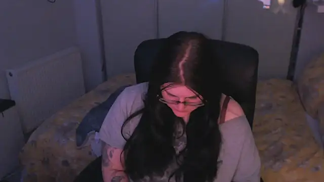 Snapshot of GothSuccubusBabe chatting on May 2, 2026, 11:10 pm GothSuccubusBabe online show from May 2, 2026, 11:10 pm