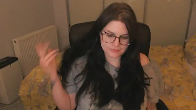 Snapshot of GothSuccubusBabe chatting on May 21, 2026, 9:11 pm GothSuccubusBabe online show from May 21, 2026, 9:11 pm