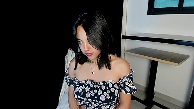 Snapshot of Victoriaa2_Doll chatting on November 8, 2025, 11:54 am Victoriaa2 Doll online show from November 8, 2025, 11:54 am