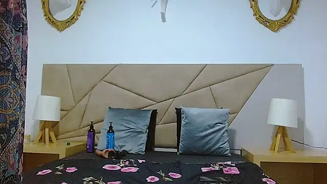 amanda ramirez online show from October 2, 2025, 7:54 pm