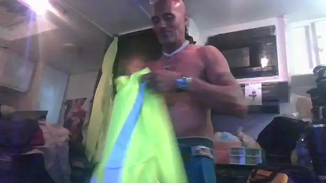 Snapshot of badboy2u2025 chatting on November 9, 2025, 8:07 pm badboy2u2025 online show from November 9, 2025, 8:07 pm