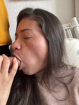 Snapshot of kate_rabittsex chatting on March 3, 2026, 10:32 am kate rabittsex online show from March 3, 2026, 10:32 am