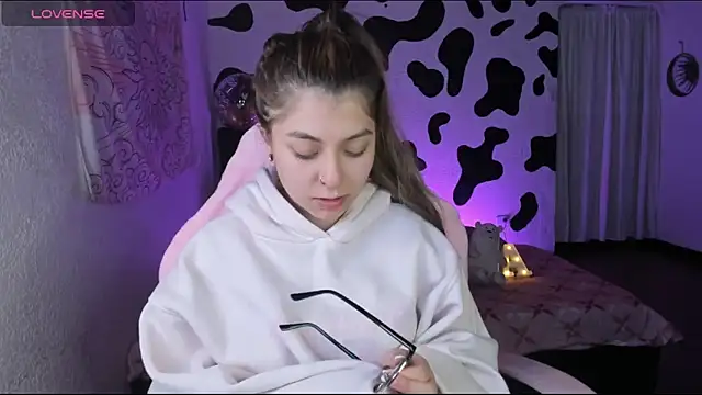 Snapshot of abbie_jensen_ chatting on January 16, 2026, 5:11 am abbie jensen online show from January 16, 2026, 5:11 am