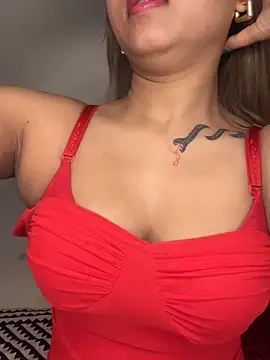Scarlett 1819 online show from May 30, 2026, 5:32 pm