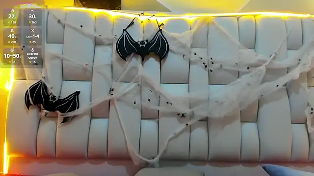 Snapshot of Amandacooper2 chatting on October 30, 2025, 3:41 am Amandacooper2 online show from October 30, 2025, 3:41 am