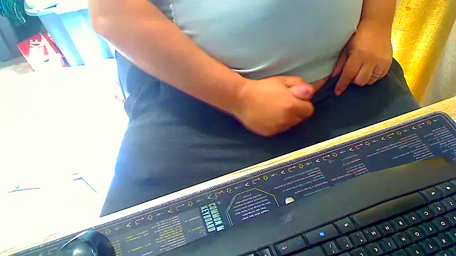 latexsub75 online show from February 10, 2026, 2:37 am