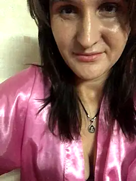 Snapshot of NikaSwan2831 chatting on October 14, 2025, 7:47 pm NikaSwan2831 online show from October 14, 2025, 7:47 pm