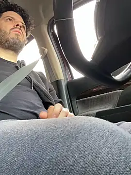 Snapshot of uto857 chatting on February 10, 2026, 1:15 pm uto857 online show from February 10, 2026, 1:15 pm