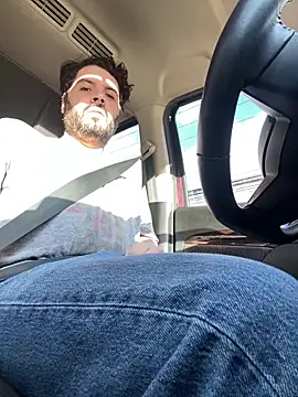 Snapshot of uto857 chatting on February 18, 2026, 10:39 pm uto857 online show from February 18, 2026, 10:39 pm