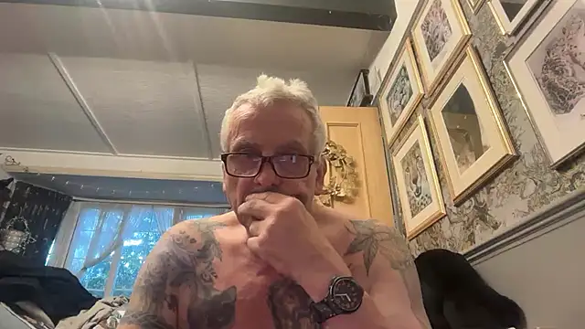 poggles online show from July 25, 2026, 8:06 pm