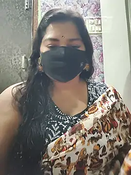 Snapshot of Liyaa_24 chatting on May 21, 2026, 5:09 pm Liyaa 24 online show from May 21, 2026, 5:09 pm